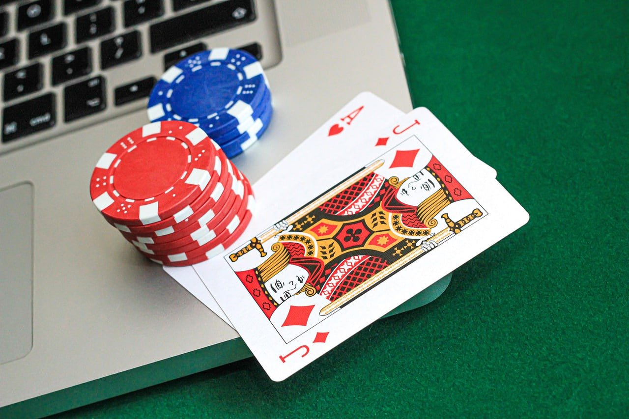 Tampilan mesin slot online yang menarik dan cepat di rp0k